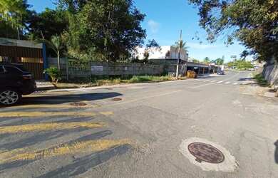 Imagem 8: Terreno em Patamares. 1-0m² de Área