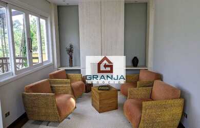 Imagem: A casa em condomínio possui 4 Dormitórios, 5 Banheiros, 4