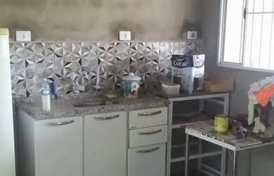 Imagem: A casa possui 2 Dormitórios e está localizado em Balneário