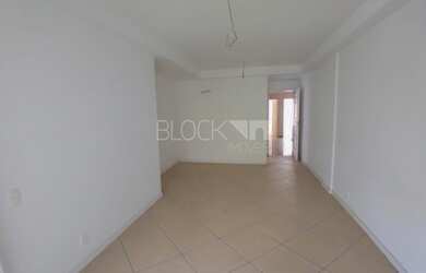 Imagem 2: Recreio dos Bandeirantes Apartamento 3 quartos, sendo 1 suite