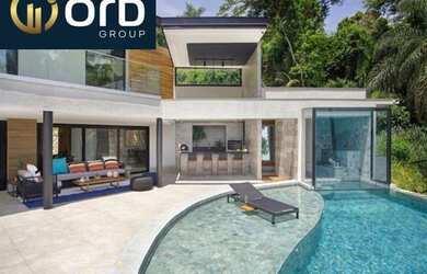 Imagem: A casa possui 5 Dormitórios, 2 Banheiros, 5 Vagas na garagem