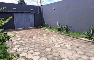 Imagem 2: ALUGA-SE CASA ZONA SUL. 2 Vagas na garageme3 Dormitórios