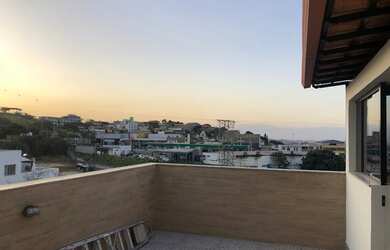 Imagem: O apartamento na cobertura possui 3 Dormitórios, 2 Banheiros