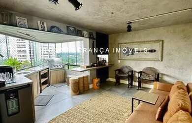 Imagem: O apartamento possui 4 Dormitórios, 4 Banheiros, 3 Vagas na