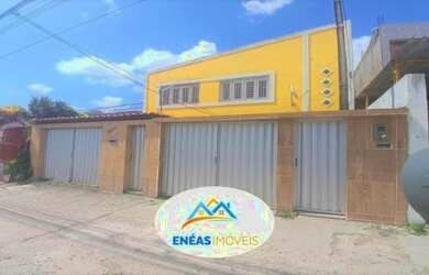 Imagem: A casa possui 3 Dormitórios, 2 Banheiros, 1 Vaga na garagem