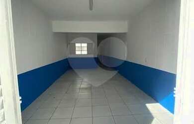 Imagem: O depósito possui 178m² de Área e está localizado em Centro