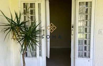 Imagem: A casa possui 2 Dormitórios, 1 Banheiro, 150m² de Área e