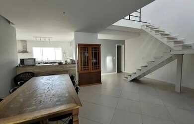 Imagem 5: Casa de condomínio para aluguel com 220 metros quadrados com 3 quartos...