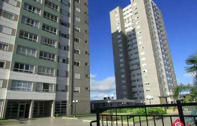 Imagem: O apartamento possui 3 Dormitórios, 1 Banheiro, 2 Vagas na