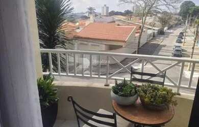 Imagem: O apartamento possui 4 Dormitórios, 2 Banheiros, 2 Vagas na