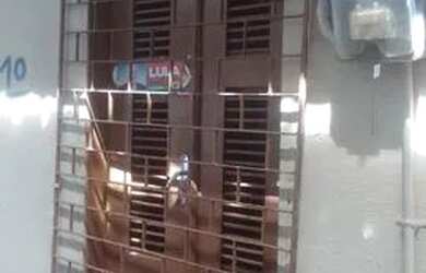 Imagem: A casa possui 1 Dormitório e 1 Banheiro e está localizado