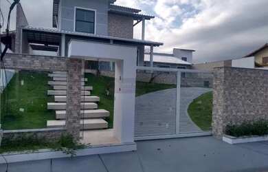 Imagem: A casa em condomínio possui 5 Dormitórios, 2 Banheiros, 3