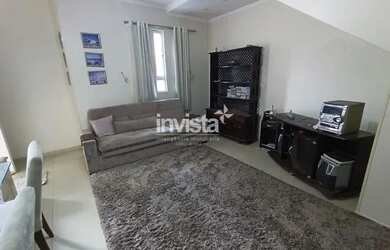 Imagem: A casa possui 3 Dormitórios, 3 Banheiros, 3 Vagas na garagem