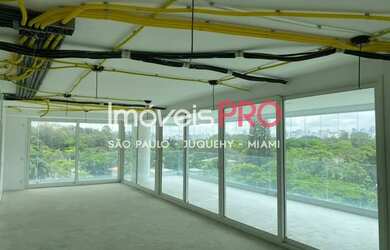 Imagem: O apartamento possui 3 Dormitórios, 5 Banheiros, 4 Vagas na