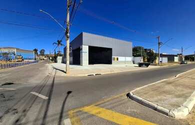 Imagem: O depósitoe possui 650-0m² de Área, Imóvel novo está localizado