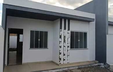 Imagem: A casa possui 2 Dormitórios, 2 Banheiros, 1 Vaga na garagem