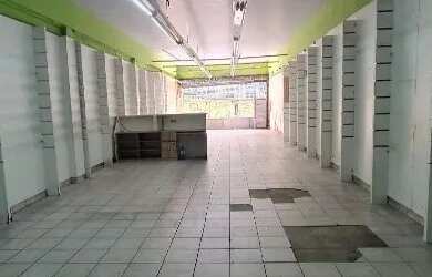 Imagem: O depósito possui 275m² de Área e está localizado em Centro