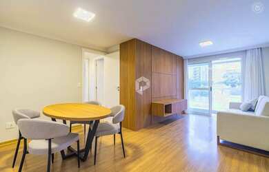 Imagem: O apartamento possui 3 Dormitórios, 2 Banheiros, 2 Vagas na