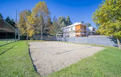 Imagem 2: TERRENO EM CONDOMÍNIO. Piscinae555m² de Área