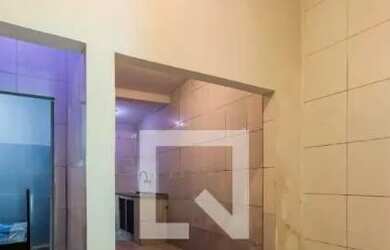 Imagem: A casa possui 3 Dormitórios, 2 Banheiros, 3 Vagas na garagem