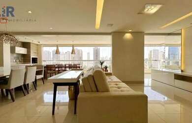 Imagem: O apartamento possui 3 Dormitórios, 4 Banheiros, 3 Vagas na