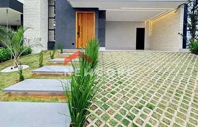 Imagem: A casa em condomínio possui 3 Dormitórios, 3 Banheiros, 4