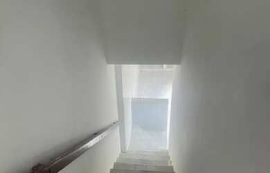 Imagem: A casa possui 3 Dormitórios, 3 Banheiros, 1 Vaga na garagem