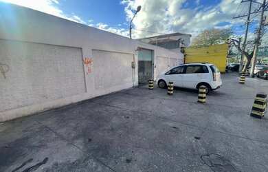 Imagem 2: Imóvel para aluguel tem 840 metros quadrados em Irajá - Rio de Janeiro...