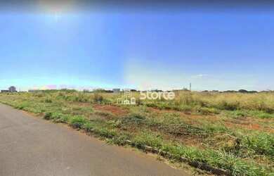 Imagem: O terreno à venda possui 330m² de Área e Imóvel novo e está