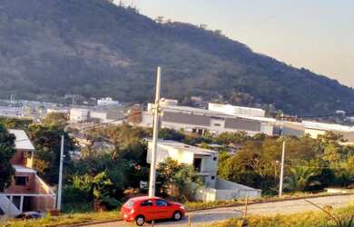 Imagem: O terreno possui 160m² de Área e está localizado em Campo