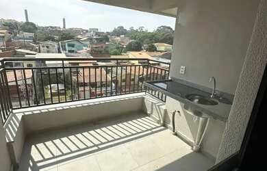 Imagem: O apartamento possui 2 Dormitórios, 2 Banheiros, 1 Vaga na