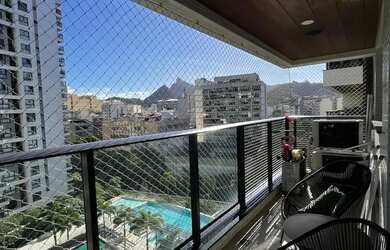 Imagem: O apartamento possui 2 Dormitórios, 3 Banheiros, 1 Vaga na