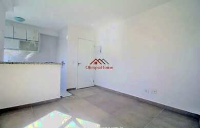 Imagem: O apartamento possui 1 Dormitório, 1 Banheiro, 1 Vaga na garagem