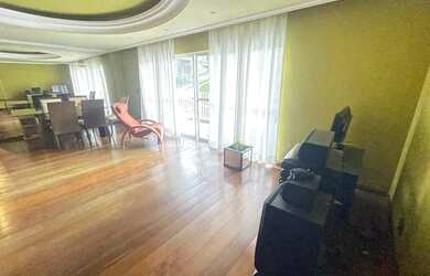 Imagem: O apartamento à venda possui 4 Dormitórios, 4 Banheiros e