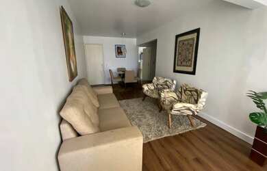 Imagem: O apartamento possui 3 Dormitórios, 1 Banheiro, 1 Vaga na garagem