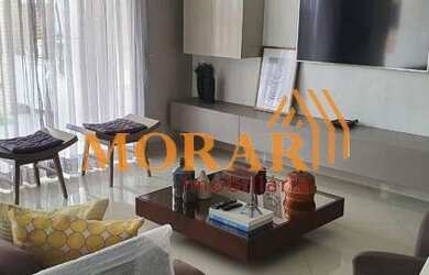 Imagem: A casa em condomínio possui 4 Dormitórios, 5 Banheiros, 2