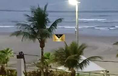 Imagem: O apartamento possui 1 Dormitório, 1 Banheiro, 1 Vaga na garagem