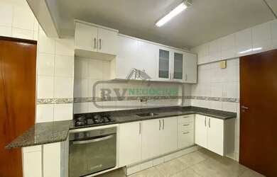 Imagem: O apartamento possui 2 Dormitórios, 2 Banheiros, 60m² de Área