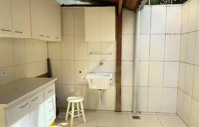 Imagem 9: Casa a venda por $ 370.000 ou aluguel por R$ 2.620/mês - Granja Viana-...