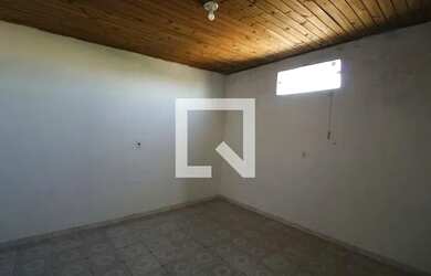 Imagem: A casa possui 2 Dormitórios, 1 Banheiro e 55m² de Área e