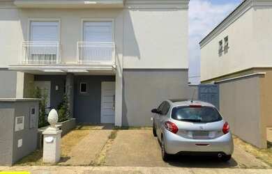 Imagem: A casa em condomínio possui 3 Dormitórios, 3 Banheiros, 2