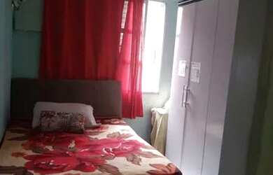 Imagem: O apartamento e possui 2 Dormitórios, Suítes, 1 Banheiro