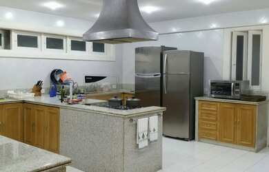 Imagem 15: Belíssima Residência no Condomínio Portogalo