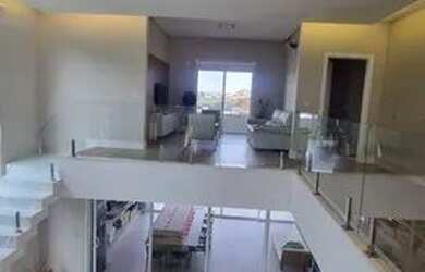 Imagem: A casa em condomínio possui 3 Dormitórios, 5 Banheiros, 4