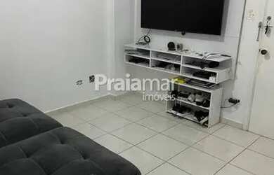 Imagem: A casa possui 1 Dormitório, 1 Banheiro, 1 Vaga na garagem