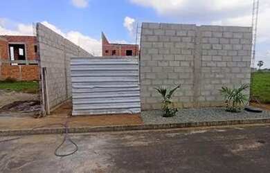 Imagem: O terreno possui 160m² de Área e está localizado em Novo