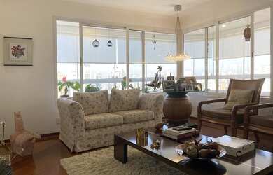 Imagem: O apartamento possui 4 Dormitórios, 5 Banheiros, 5 Vagas na