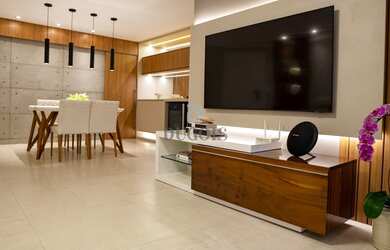 Imagem: O apartamento possui 4 Dormitórios, 4 Banheiros, 3 Vagas na