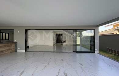 Imagem 7: Casa de condomínio sobrado para venda possui 382 metros quadrados com...