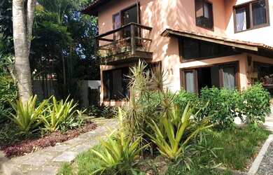 Imagem: A casa em condomínio possui 3 Dormitórios, 3 Banheiros, 2